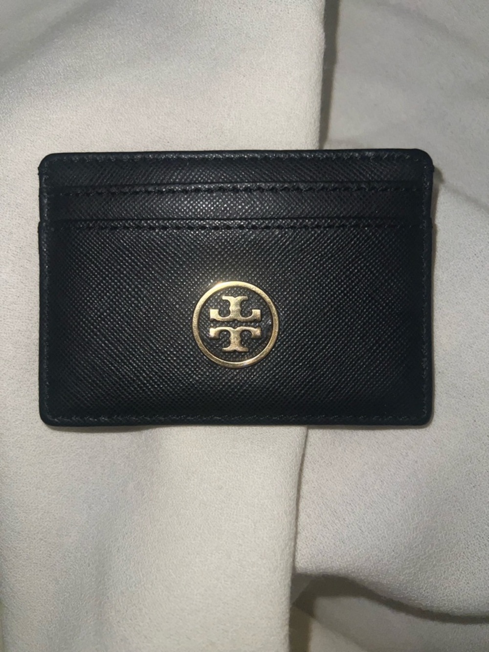NWT Tory Burch Robinson Slim Card Case Black Saffiano Leather Gold Logo